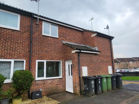 2 bedroom Terraced House to let in Venlock Close, Barnstaple, EX32