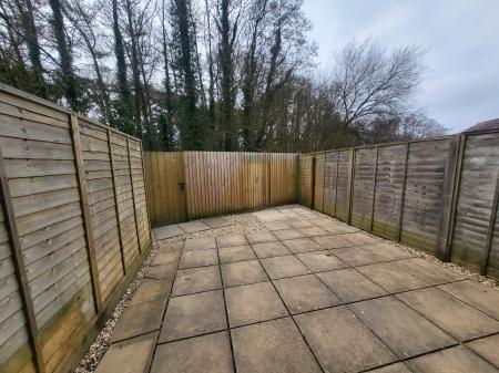 2 bedroom Terraced House to let in Venlock Close, Barnstaple, EX32