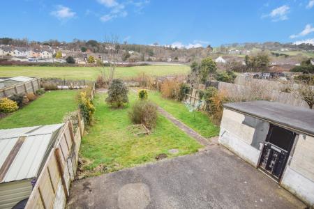 2 bedroom Semi-detached house to let in St Marys Road, Barnstaple, EX32