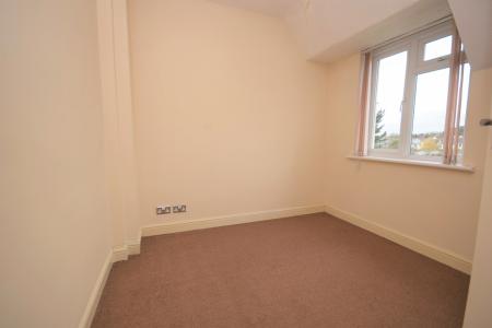 2 bedroom Semi-detached house to let in St Marys Road, Barnstaple, EX32