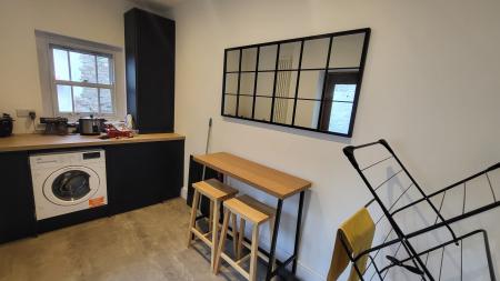 1 bedroom House share to let in St Peters Terrace, Barnstaple, EX31