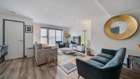 2 bedroom Flat to let in Taw Wharf, Barnstaple, EX31