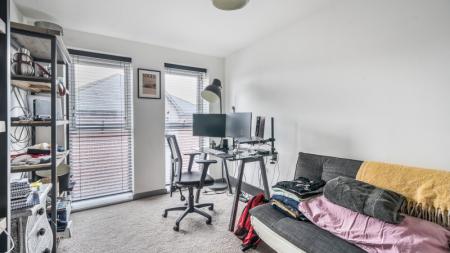 2 bedroom Flat to let in Taw Wharf, Barnstaple, EX31