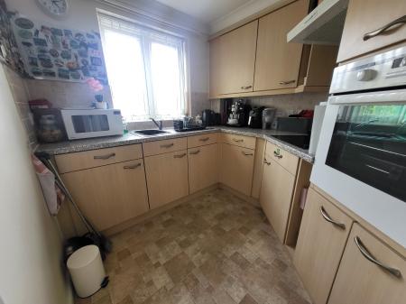 1 bedroom Flat for sale in Port Mill Court Mills Way, Barnstaple, EX31