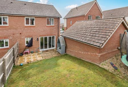 3 bedroom Semi-detached house to let in Blackmore Avenue, Bideford, EX39
