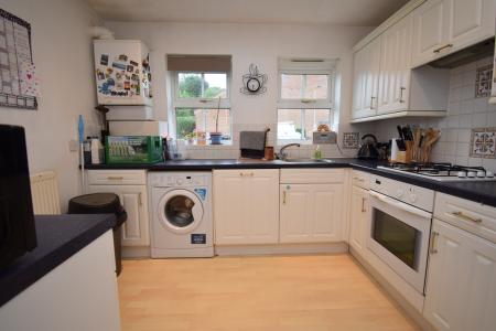 2 bedroom Flat for sale in Marlen Court, Ford Rise, Bideford, EX39