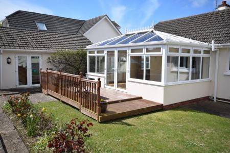 3 bedroom Bungalow to let in Lime Tree Grove, Braunton, EX33
