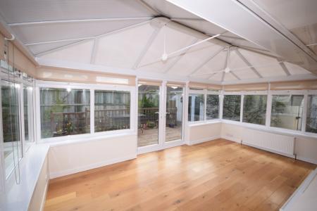 3 bedroom Bungalow to let in Lime Tree Grove, Braunton, EX33