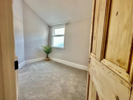 3 bedroom Terraced House to let in Market Street Appledore