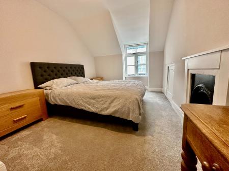 3 bedroom Terraced House to let in Market Street Appledore