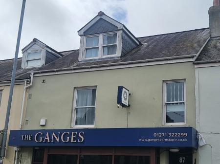 2 bedroom Maisonette to let in Newport Road, Newport, Barnstaple, EX32