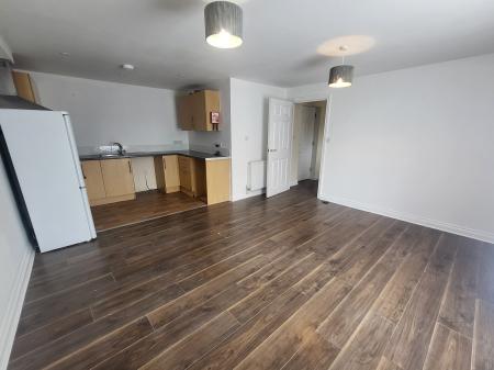 2 bedroom Maisonette to let in Newport Road, Newport, Barnstaple, EX32