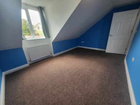 2 bedroom Maisonette to let in Newport Road, Newport, Barnstaple, EX32