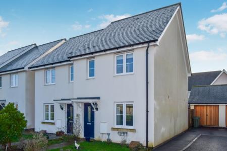 3 bedroom End of terrace house to let in Barracks Road, Fremington, EX31