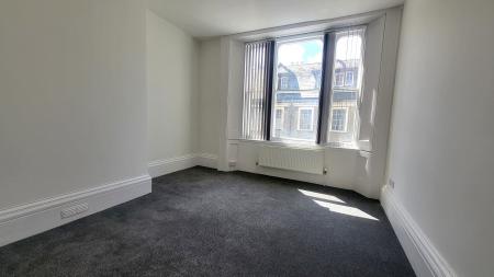 2 bedroom Flat to let in 7 Bridgeland Street, Bideford, EX39