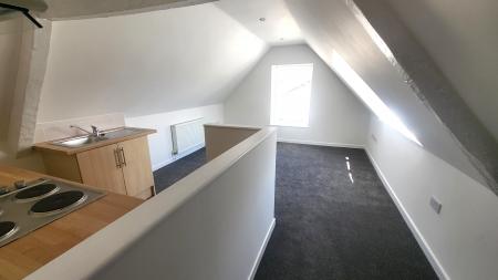 1 bedroom Flat to let in 7 Bridgeland Street, Bideford, EX39