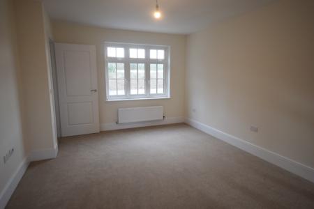 3 bedroom Detached house to let in Rooksbridge View, Glenwood Park, Barnstaple, EX31