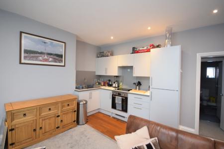 1 bedroom Flat to let in Newport Terrace, Newport Road, Barnstaple, EX32