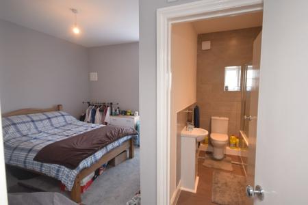 1 bedroom Flat to let in Newport Terrace, Newport Road, Barnstaple, EX32