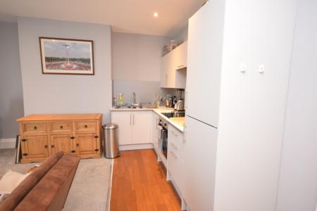1 bedroom Flat to let in Newport Terrace, Newport Road, Barnstaple, EX32