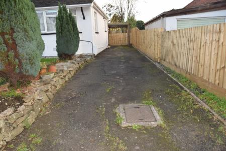 3 bedroom Bungalow to let in Bickington Road, Barnstaple, EX31