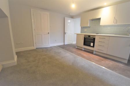 1 bedroom Flat to let in Newport Terrace, Newport Road, Newport, Barnstaple, EX32