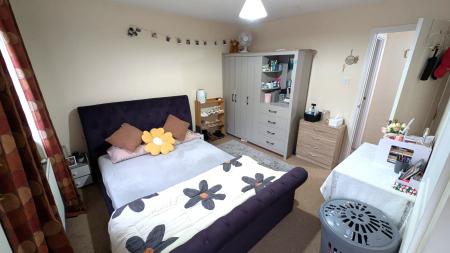 2 bedroom Detached house to let in Parkers Hollow, Roundswell, Barnstaple, EX31