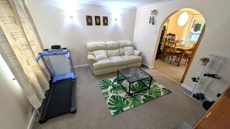 2 bedroom Detached house to let in Parkers Hollow, Roundswell, Barnstaple, EX31
