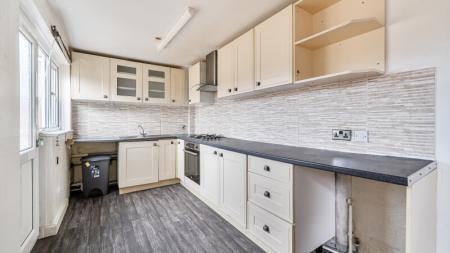 3 bedroom Terraced House for sale in Lundy Close, Barnstaple, EX32