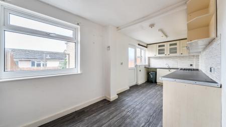 3 bedroom Terraced House for sale in Lundy Close, Barnstaple, EX32