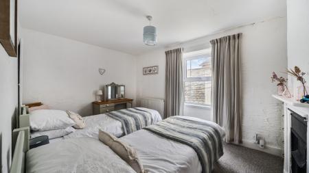 2 bedroom Terraced House to let in New Street, Appledore, EX39