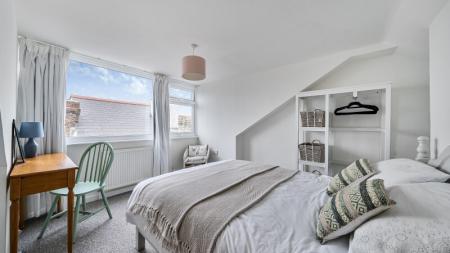 2 bedroom Terraced House to let in New Street, Appledore, EX39
