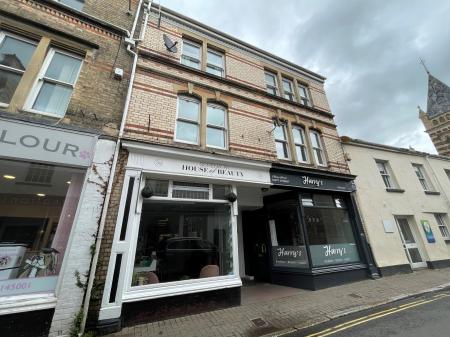 1 bedroom Flat to let in Bear Street, Barnstaple, EX32