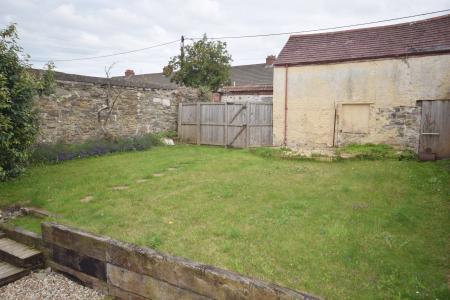 5 bedroom Terraced House to let in South Street, Newport, Barnstaple, EX32