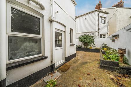 3 bedroom Terraced House for sale in Summerland Terrace, Barnstaple, EX32
