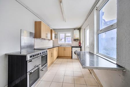 3 bedroom Terraced House for sale in Summerland Terrace, Barnstaple, EX32