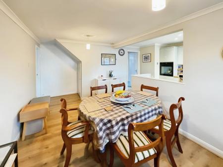 3 bedroom Terraced House for sale in Tiverton Road, Winklebury, Basingstoke, RG23