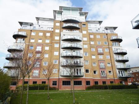 2 bedroom Flat to let in Winterthur Way, Victory Hill, Basingstoke, RG21