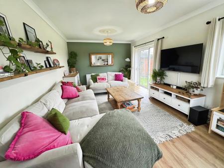 3 bedroom End of terrace house for sale in Western Way, South Ham, Basingstoke, RG22