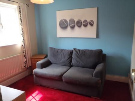 3 bedroom Town house to let in Longacre Rise, Chineham, RG24