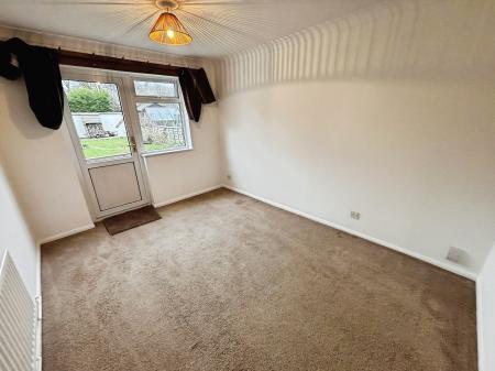 1 bedroom Flat to let in Ruskin Close, Black Dam, Basingstoke, RG21