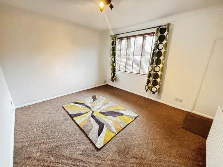 1 bedroom Flat to let in Ruskin Close, Black Dam, Basingstoke, RG21