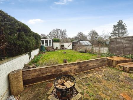 1 bedroom Flat to let in Ruskin Close, Black Dam, Basingstoke, RG21