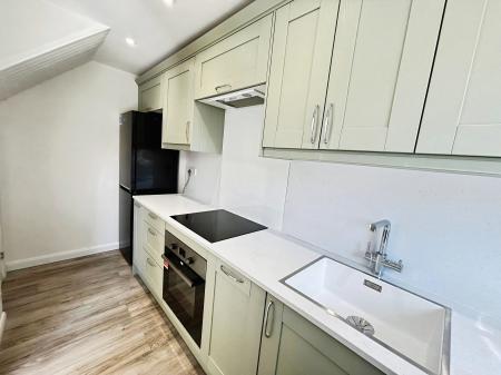 1 bedroom Semi-detached house for sale in Beecham Berry, Brighton Hill, Basingstoke, RG22