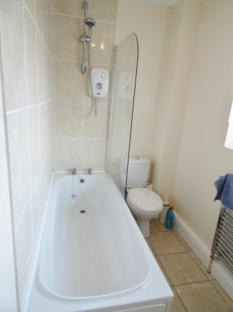 2 bedroom Detached house to let in Monarch Close, Hatch Warren, Basingstoke, RG22