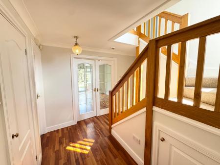 4 bedroom Detached house to let in Hopton Garth, Lychpit, Basingstoke, RG24