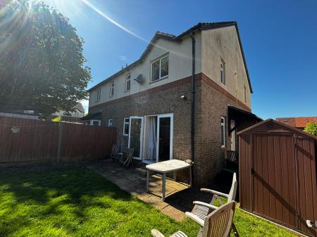 1 bedroom Semi-detached house for sale in Beecham Berry, Brighton Hill, Basingstoke, RG22