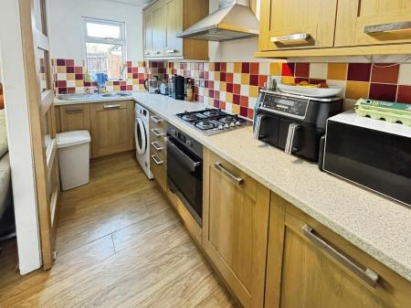 1 bedroom Semi-detached house for sale in Beecham Berry, Brighton Hill, Basingstoke, RG22