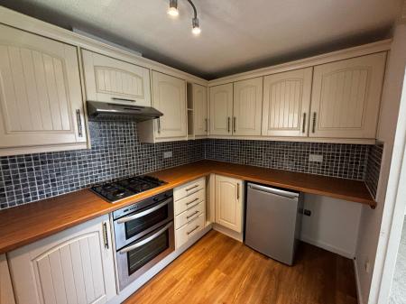 1 bedroom Flat to let in Glamis Close, Basingstoke, RG23