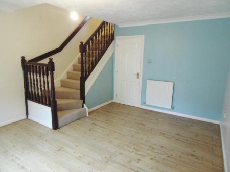 2 bedroom Terraced House to let in Oak Close, Basingstoke, RG21